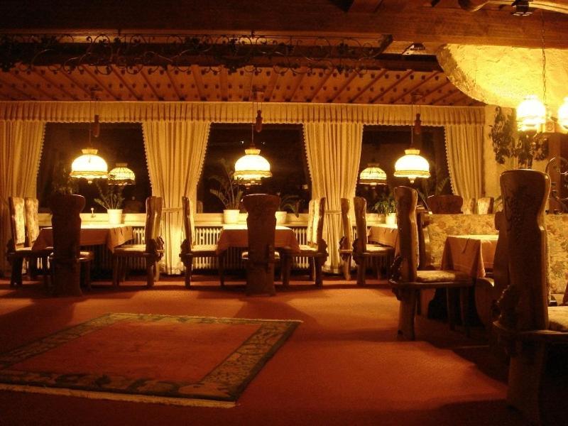 Hotel Gondel Altenkunstadt Eksteriør bilde