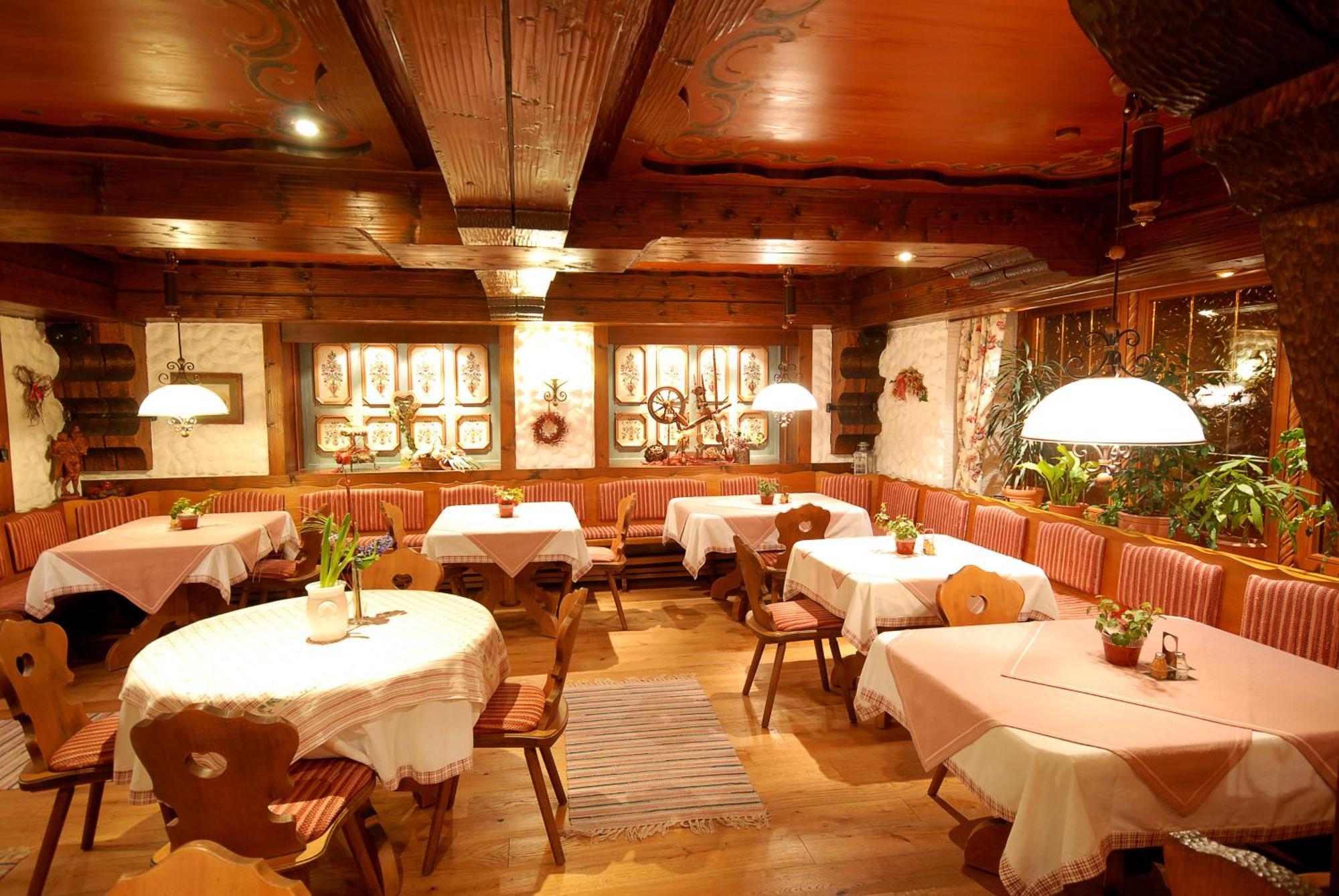 Hotel Gondel Altenkunstadt Eksteriør bilde