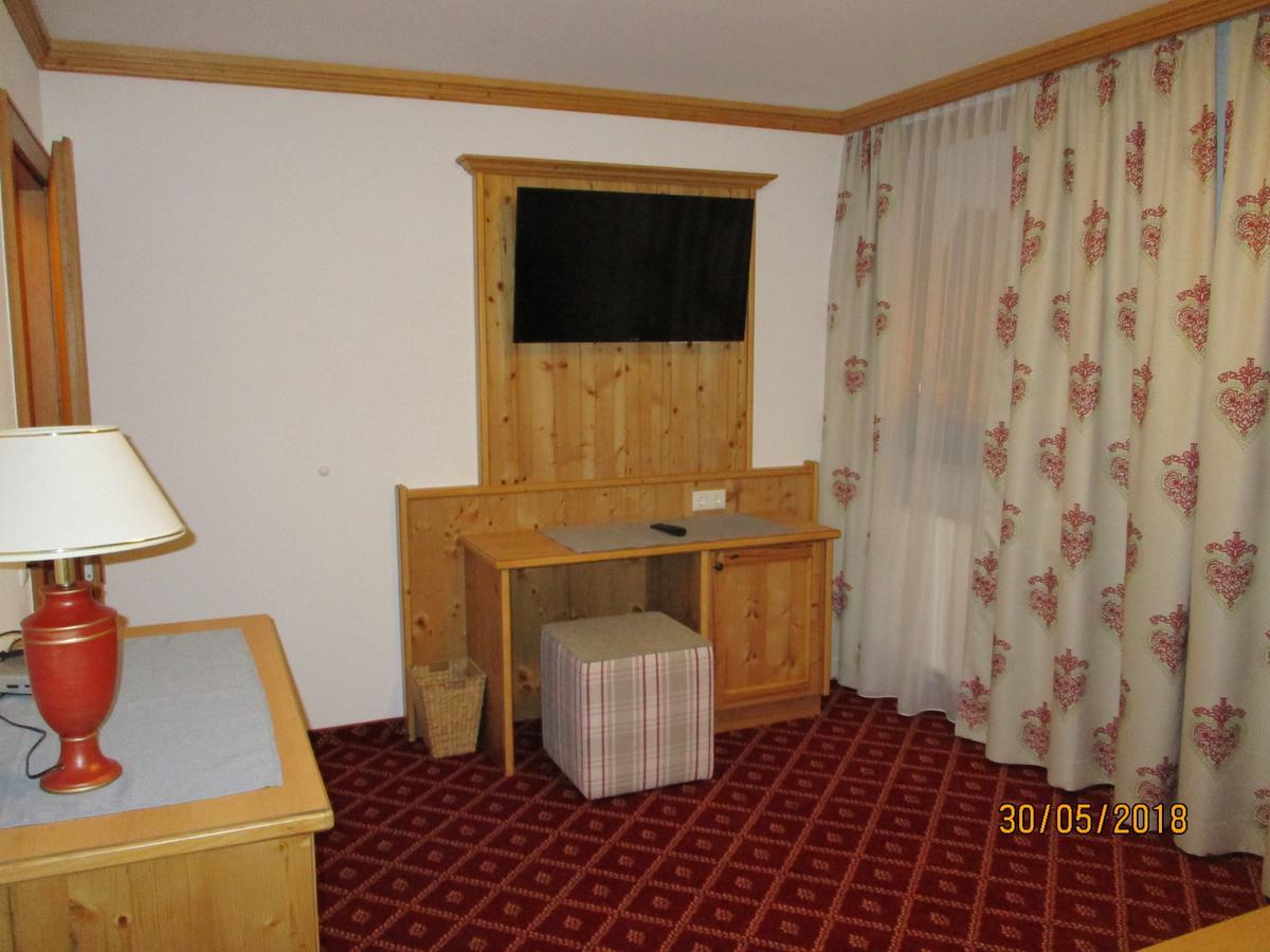 Hotel Gondel Altenkunstadt Eksteriør bilde